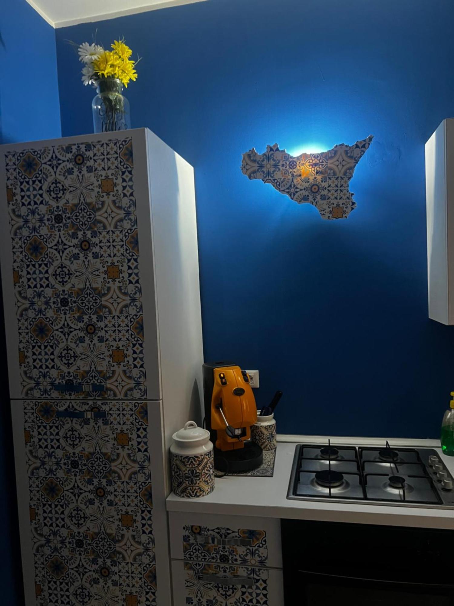 Maqueda Vibes Appartement Palermo Buitenkant foto