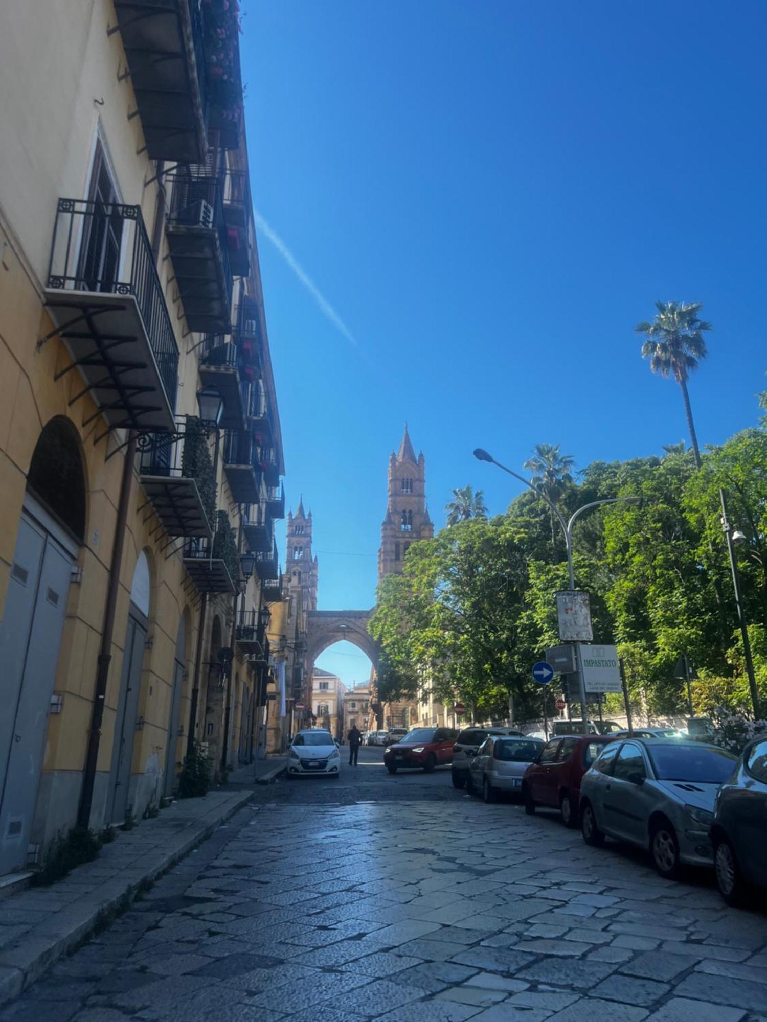 Maqueda Vibes Appartement Palermo Buitenkant foto